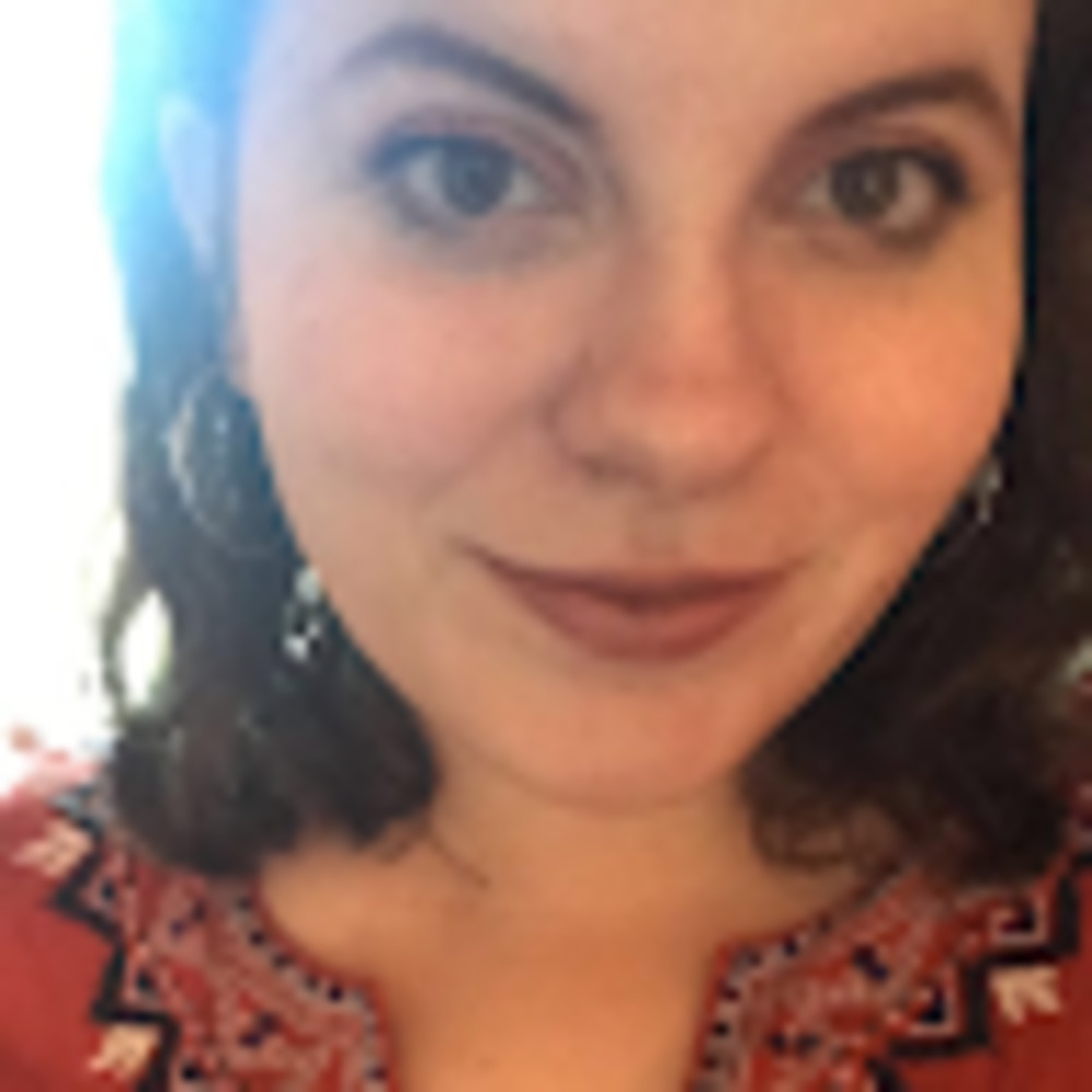 Meet your Posher, Caitlin